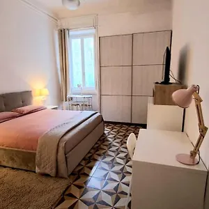 Frida's House Bed and breakfast
